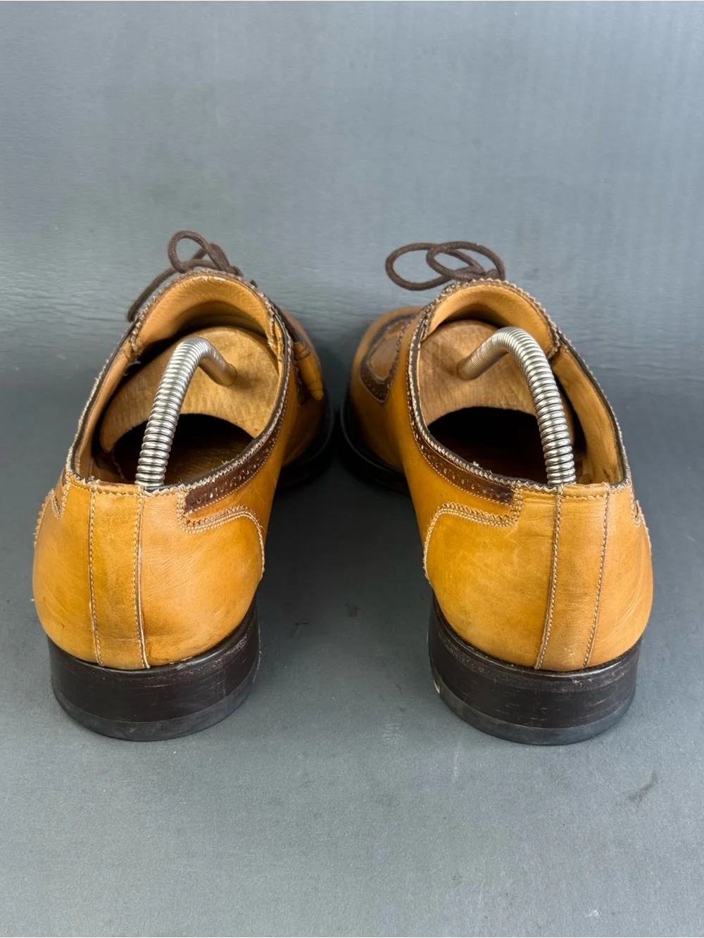 Mezlan gently used